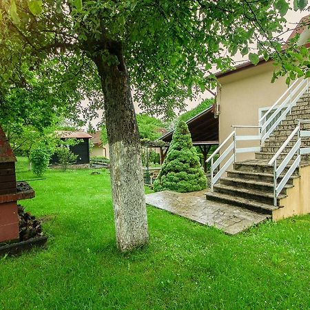 Giga Apartment Раковица Екстер'єр фото