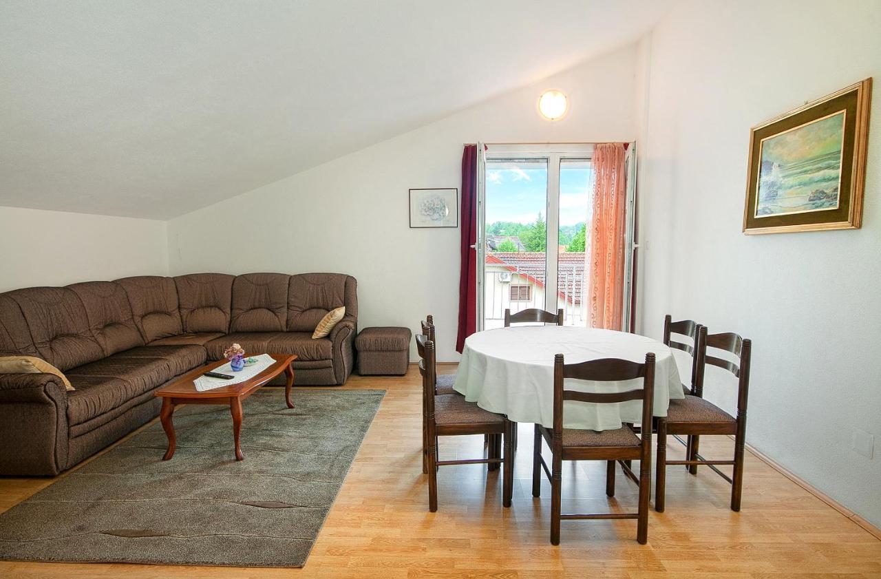 Giga Apartment Раковица Екстер'єр фото