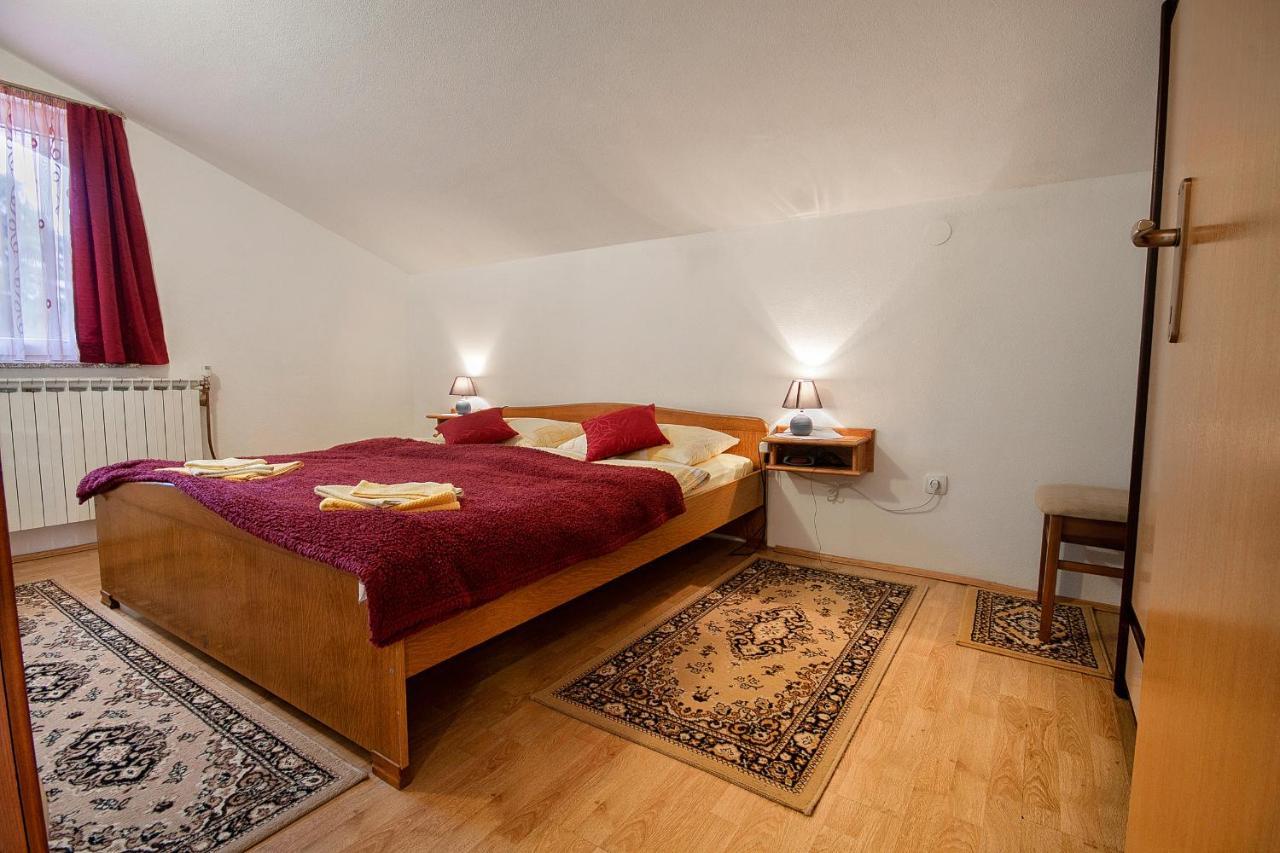 Giga Apartment Раковица Екстер'єр фото