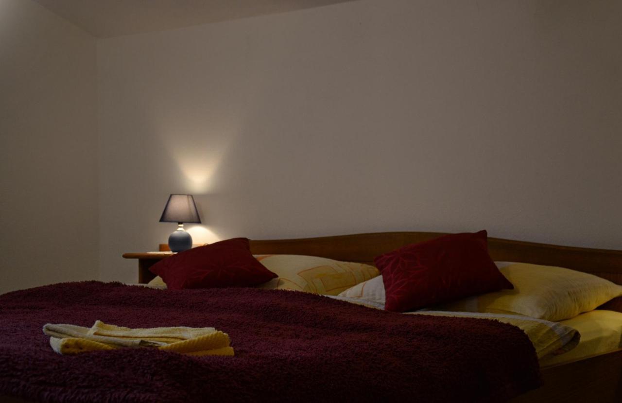 Giga Apartment Раковица Екстер'єр фото